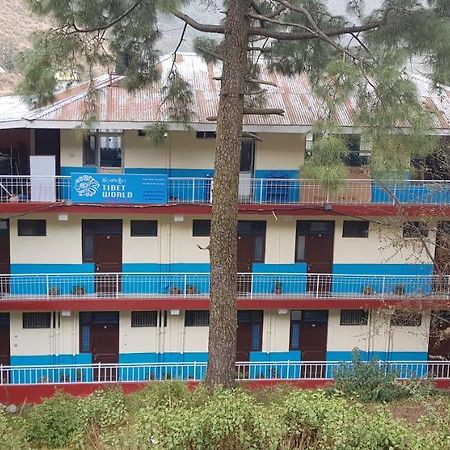 マクロード・ガンジ Tibet Worldホステル エクステリア 写真